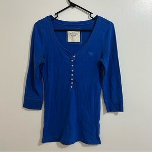 Women’s Abercrombie & Fitch Blue Henley 3/4 Sleeve Top Size Large Y2K Vintage